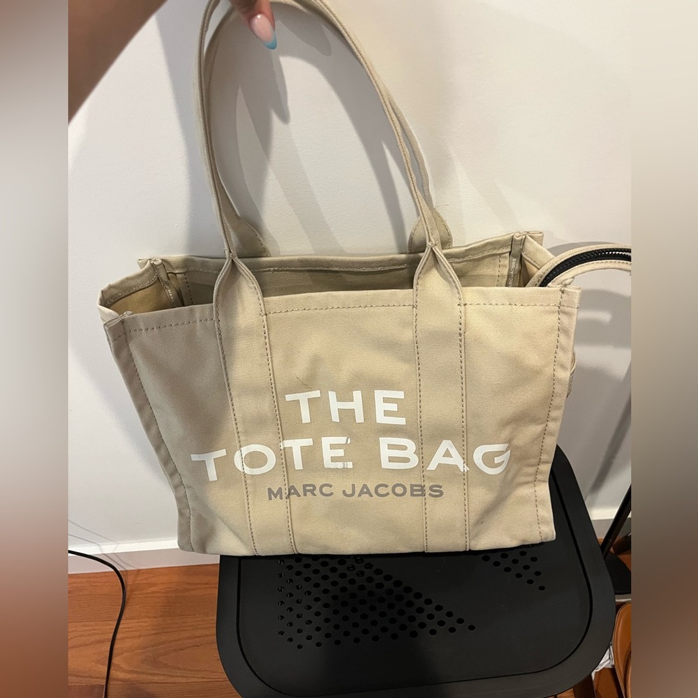 MARC JACOBS LARGE TOTE BAG BEIGE
